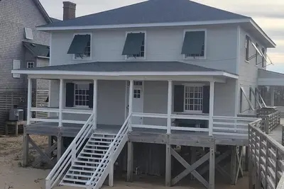 Image de \nOld Nags Head style cottage.