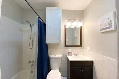 Image de Texan Comfort <1Mile to At&T Stadium - Maple Street