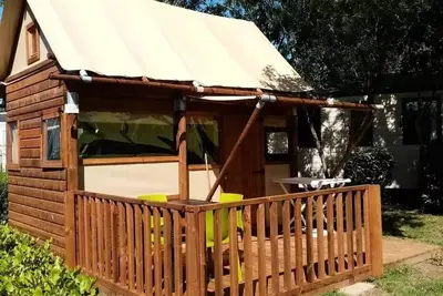 Image de Bungalow Lodge Cocotier 25m² 2 chambres 2022 - sans sanitaire privatif 4 personnes