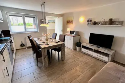 House Holiday- Apartment 5 - Well-kept vacation complex with 5 residential units in a quiet area.