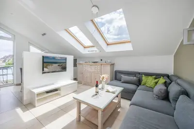 Image de Luxurious vacation in the 'Rubin' - comfort & fireplace near the Baltic Sea - Haus Ostseekristall