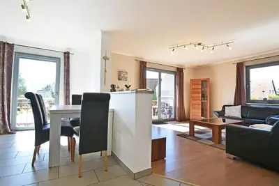 Image de Fantastic, centrally located apartment with Wlan, parking space and balcony -