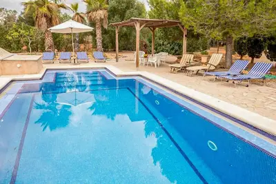 Image de Canaus - Beautiful finca with private pool among quiet fields. Free Wifi.