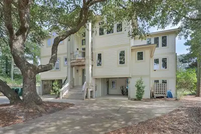 Image de 1323 - Sound Sunsets Corolla, Nc 5 bed 5. 5 bath, private pool, game room