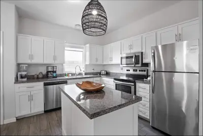 Image de Bay view 3br gated villa w/ community amenities