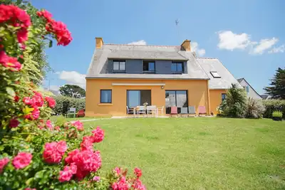 Image de -GAÏA- Maison Familiale Vue Mer Et Jardin Dourveil