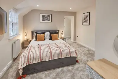 Host & Stay | Uggleby House