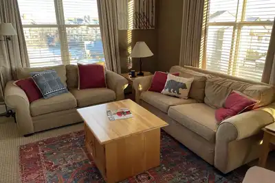 Image de Perfect location! Walking distance to Stratton Village and Stratton Mountain!