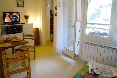 Luchon Studio Au Calme Avec Balcon Plein Sud - Parking