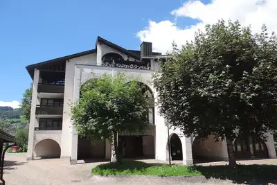 Image de Joli appartement pour 4 personnes avec piscine, Wifi, Tv et balcon