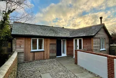 Image de Charming 2-Bed Lodge in Dorchester