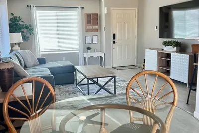 Image de Cozy and Bright 3 Br | 2 Ba home in the Yuma Foothills