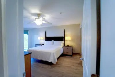 Image de Perfect Location for Beach Getaway! 3 Relaxing Units w/ Fantastic Island View!