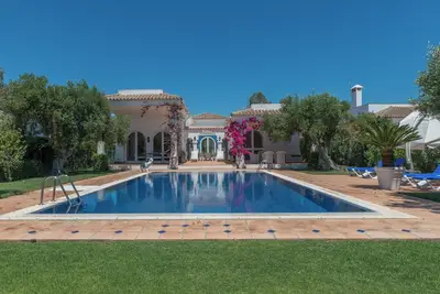 Image de \"Villa Orquidea\" avec piscine, Wi-Fi, jardin et terrasse