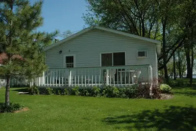 Image de Cottage 3 on Beautiful Fox Lake!