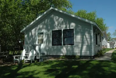 Image de Cottage 5 on Beautiful Fox Lake!