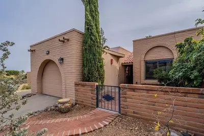 Image de 55+ Active Adult Community, panoramic mountain views, Gvr rec center amenities