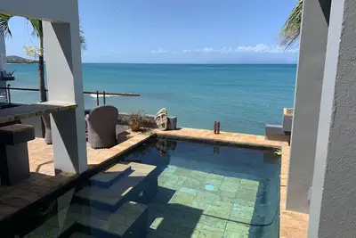 Image de Stunning waterfront, art deco family compound cascading to the water’s edge