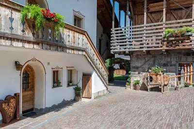 Image de Appartement \"Schildberghof Panorama\" avec vue sur les montagnes, balcon et Wi-Fi
