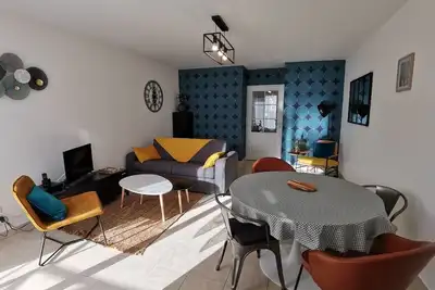 Image de Logement 3***  à 200 m de la plage. Accès à des commerces à pieds.