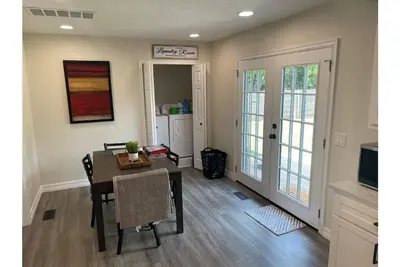 Image de 🍻Envy Home. Great for events & large families