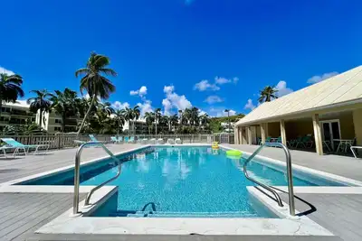 Image de Gorgeous 2br condo on the beach! Gym and Tennis too!