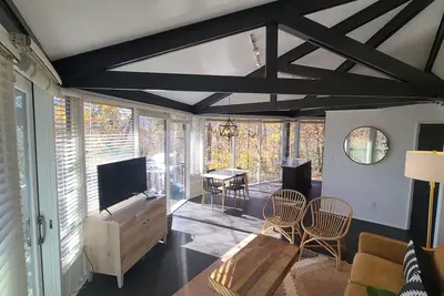 Image de Treetopper. The Perfect Mountain Retreat. Feels like you are in the trees!