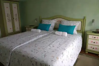 3 Bd Suite & private bathroom