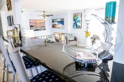 Spacious Family-Friendly Private Home. Beach Decor. Bbq Grill. Fire-Pit.