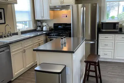 Image de Blue Mist Victorian 5bed/2bath Victorian Gem