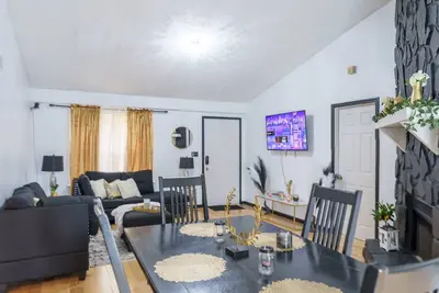 Image de Cozy Oasis, located 20 minutes from Atlanta airport✈️