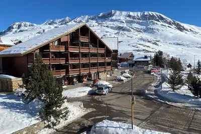 Image de Alpe d'Huez appt. 4 pers. au pied des pistes à 150m des remontées mécaniques