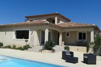 Image de 4 bedroom villa in istres