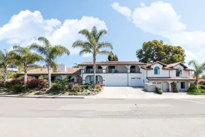 Image de Romantic Spanish 7 Br Villa with Hot Tub, sleeps 17