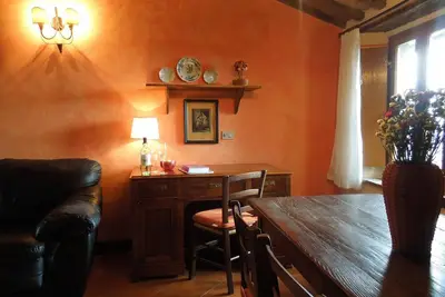 Image de Bel appartement pour 4 personnes avec Wifi, piscine, Tv et parking, près de Montepulciano