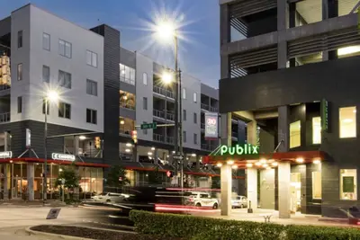 Image de Dwtwn Bham| Walk To Everything| Uab| Trendy Parkside| Covered Parking Garage