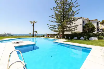 Image de Appartement de charme avec vue sur mer et Wi-Fi