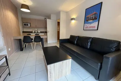 Image de Les Orres 1800  pied des pistes, centre de la station