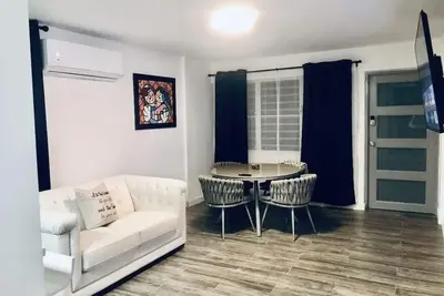 Image de Hemingway Apt/ Near Plaza del Sol, Casino & Beach