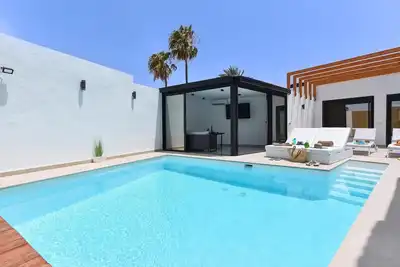 Image de Aisha by VillaGranCanaria