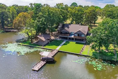 Image de Your private fishing oasis in Big Sandy