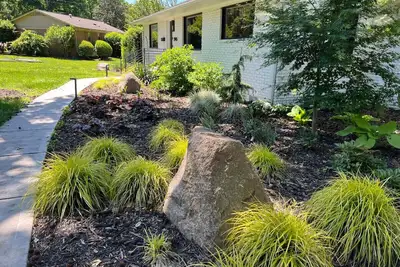 Image de Main House · Modern design meets comfort w/deck & chefs kitchen