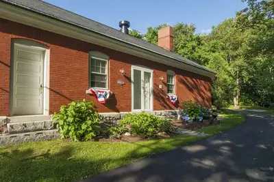 Historic Bakery House on Great Diamond Island with Lots of Charm