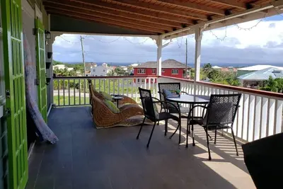 Image de Modern retreat with gorgeous Atlantic Ocean views, 4min to beach