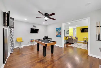 Image de 5 Minutes to the Casino! Family sized home 3 bedroom with patio and a game room