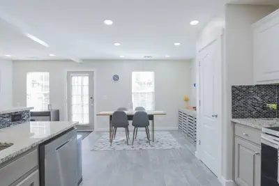 Image de Modern Luxe 3br Corporate Stay Pool Sleeps 6+