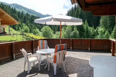 Image de Joli appartement pour 3 personnes avec Wifi, Tv, terrasse et parking