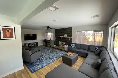 Image de Flagstaff Hide-a-Way! Walk to downtown!