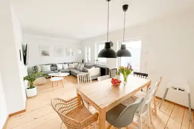 Image de Hygg Inn: modernized house 500m from the sea with sauna & outdoor kitchen