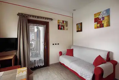 Image de Appartement de vacances \"Arcobaleno Blu\" avec vue sur les montagnes, Wi-Fi et jardin